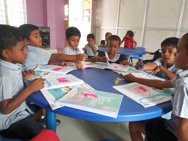 Craft - Flower Making - Activities 2022